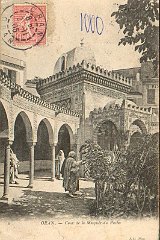 X ORAN COUR DE LA MOSQUEE DU PACHA